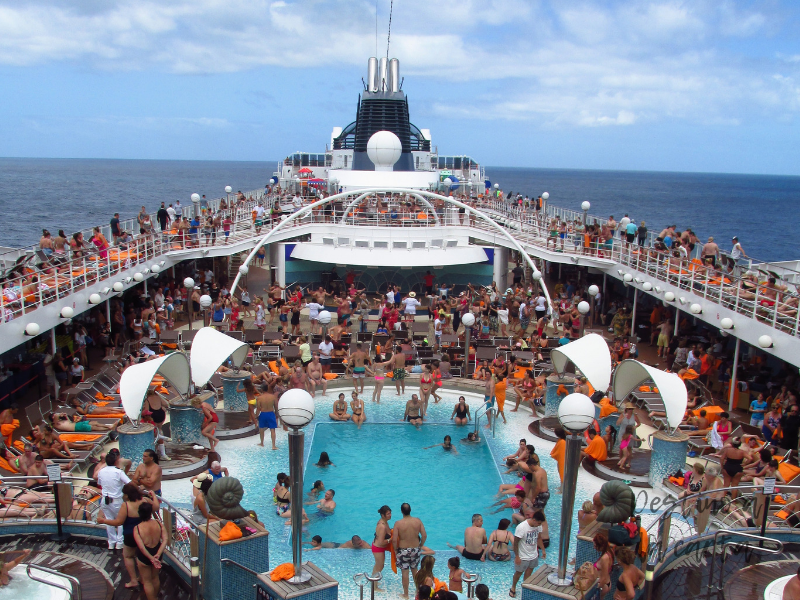 Piscina Crucero MSC Orchestra