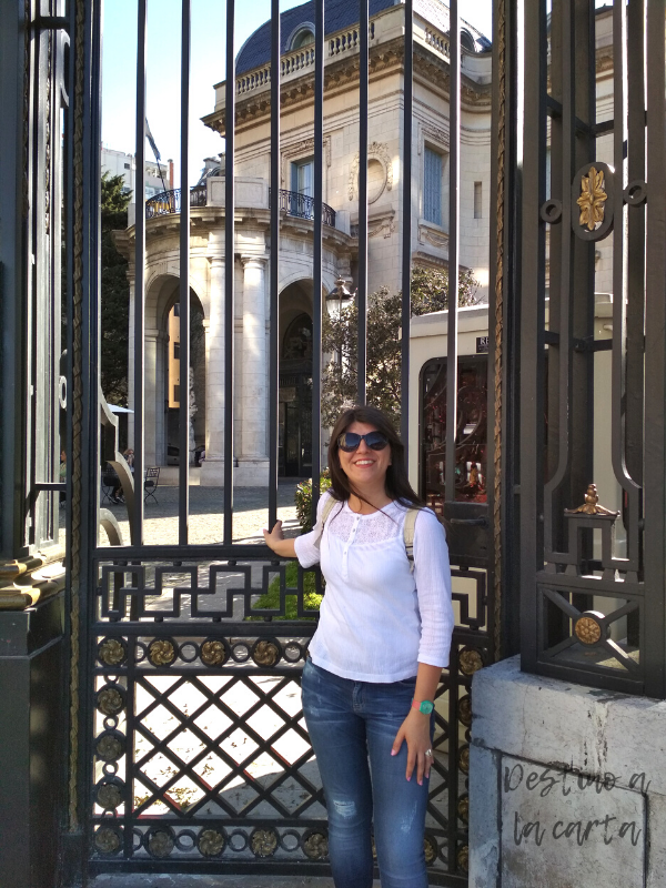 entrada museo de artes decorativos buenos aires