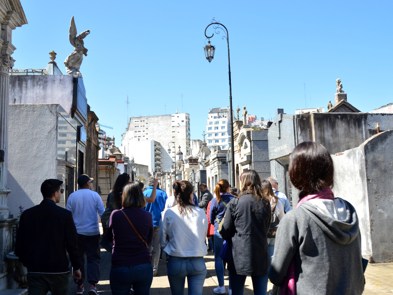 visita guiada cementerio recoleta