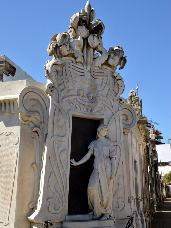 sepulcro cementerio recoleta